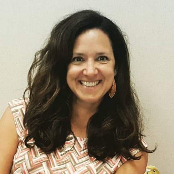 Meet your Posher, Stephanie - Picture 1 of 1